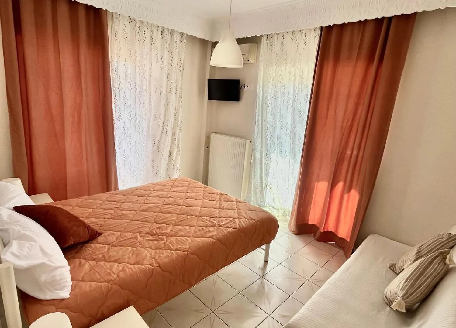 Villa Evi Apartments And Studio Nea Kallikrateia